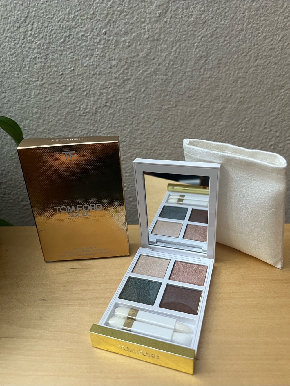 NIB Tom Ford Soleil Eye Color Quad Eyeshadow Palette 01 Emerald Dusk .21oz/6g